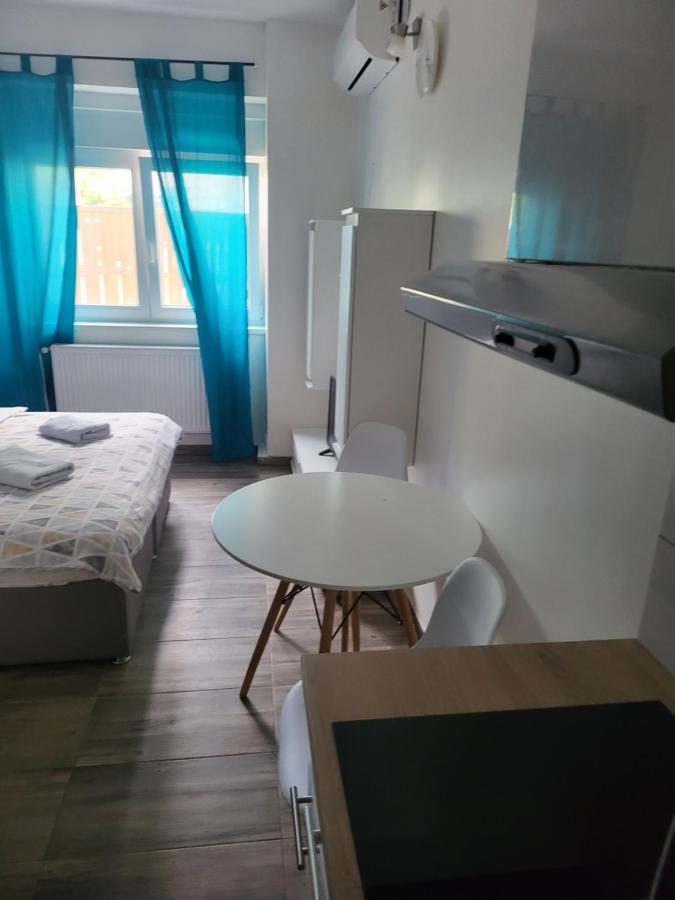 Julijana Stanovi Zagreb Zagabria Esterno foto